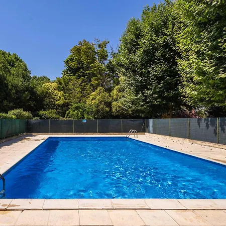 Les Terrasses De L'airoule Apartment *